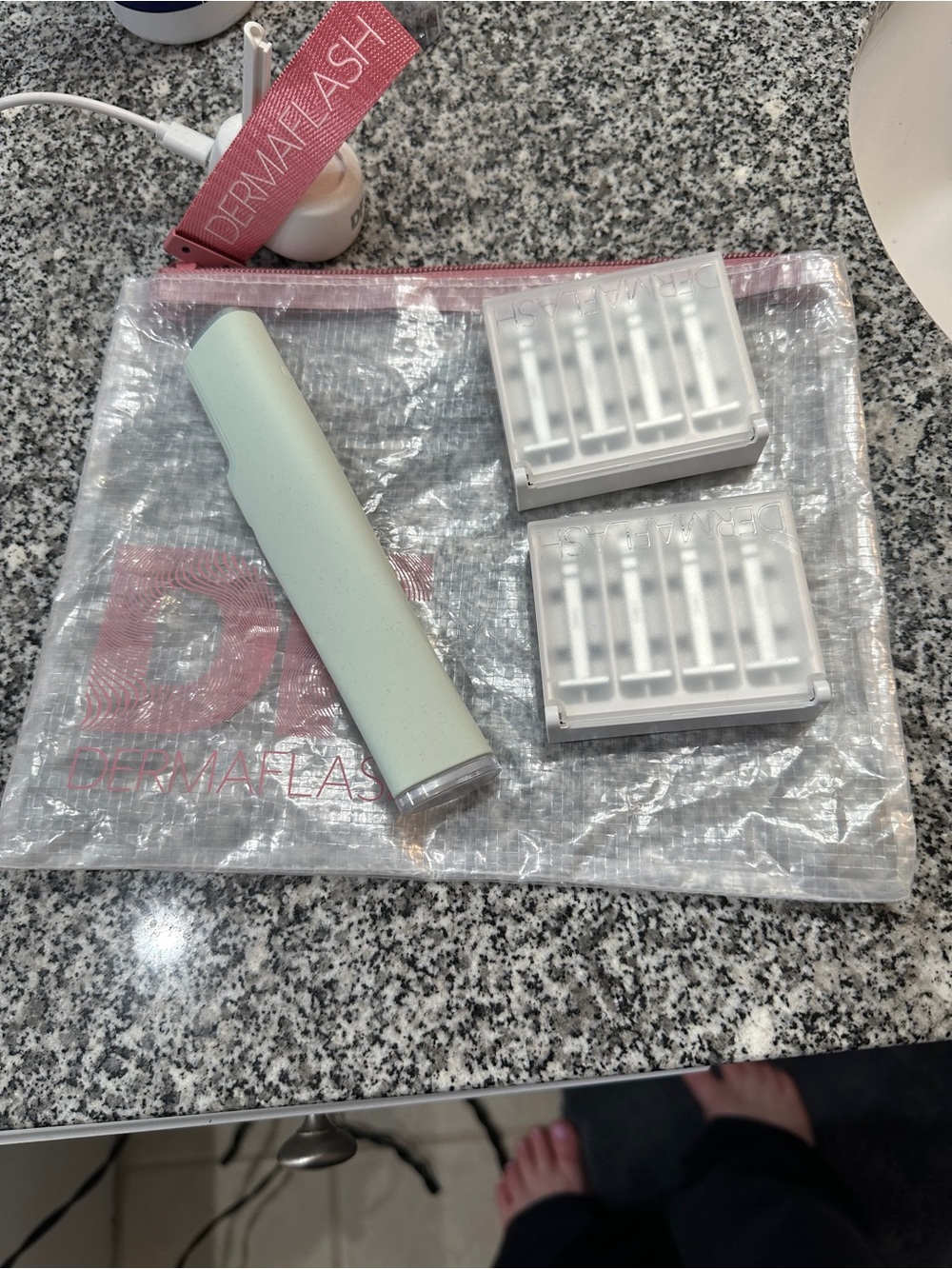 Dermaflash Replacement Heads & Mint Handle Set